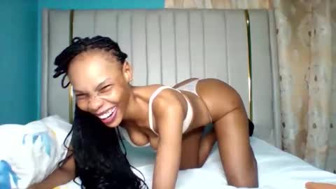 pretty253 online show from 11-30-25, 06:23