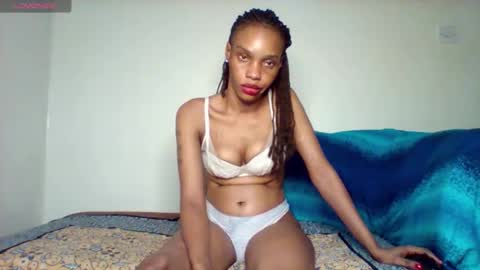 Snapshot of pretty253 chatting on 04-19-26, 06:10 pretty253 online show from 04-19-26, 06:10
