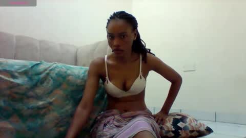 Snapshot of pretty253 chatting on 05-03-26, 06:19 pretty253 online show from 05-03-26, 06:19