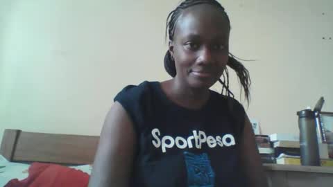 Snapshot of pretty_beib chatting on 10-22-25, 08:36 Karol online show from 10-22-25, 08:36