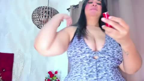 Snapshot of pretty_bigboobs_ chatting on 02-21-25, 04:18 Carla online show from 02-21-25, 04:18