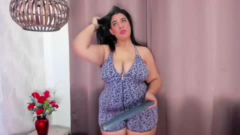 Snapshot of pretty_bigboobs_ chatting on 03-03-25, 07:17 Carla online show from 03-03-25, 07:17