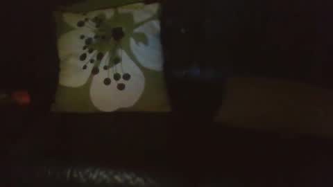 pretty_boy321 online show from 12-17-25, 05:24