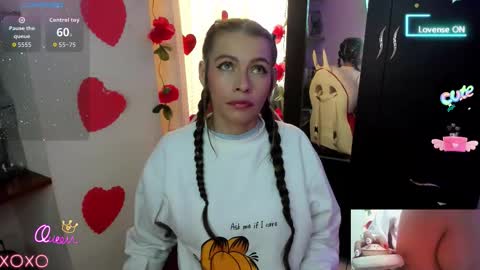 Snapshot of pretty_candysex chatting on 03-11-26, 08:59 Lisa online show from 03-11-26, 08:59