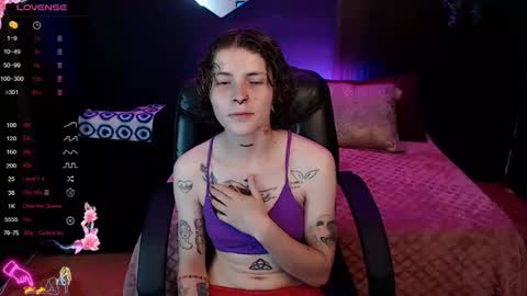 pretty_cristal22 online show from 03-31-26, 11:16