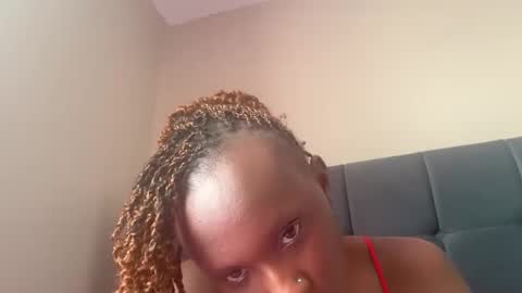 independent model online show from 10-07-25, 08:00