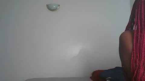 Snapshot of pretty_empress chatting on 07-12-26, 08:27 pretty_empress online show from 07-12-26, 08:27