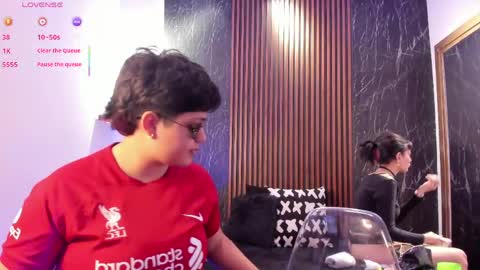 pretty_honey22 online show from 05-14-26, 08:48