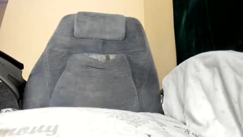 kezzy online show from 02-12-26, 12:00