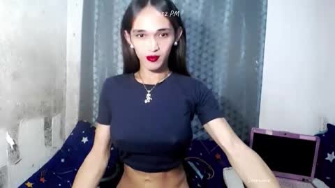 pretty_lady_kitty online show from 11-10-25, 02:32