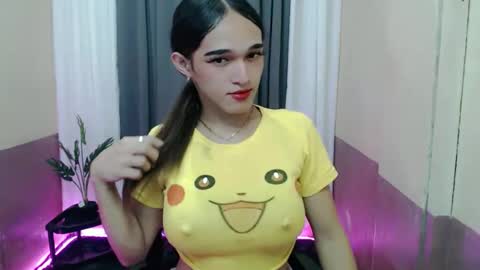 Snapshot of pretty_lady_kitty chatting on 04-01-26, 11:33 pretty_lady_kitty online show from 04-01-26, 11:33