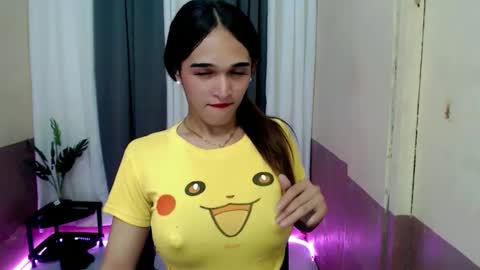 Snapshot of pretty_lady_kitty chatting on 04-05-26, 02:03 pretty_lady_kitty online show from 04-05-26, 02:03