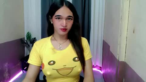 Snapshot of pretty_lady_kitty chatting on 04-22-26, 05:43 pretty_lady_kitty online show from 04-22-26, 05:43