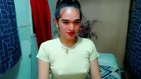 Snapshot of pretty_lady_kitty chatting on 05-09-26, 02:11 pretty_lady_kitty online show from 05-09-26, 02:11