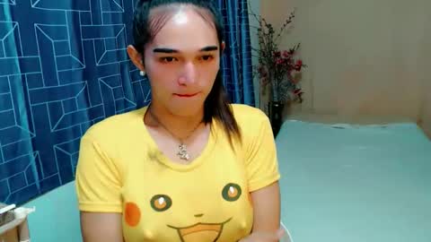Snapshot of pretty_lady_kitty chatting on 05-19-26, 02:45 pretty_lady_kitty online show from 05-19-26, 02:45