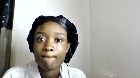 pretty luv1 online show from 06-03-26, 08:36