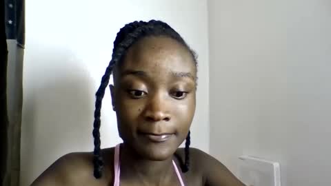 pretty luv1 online show from 06-08-26, 09:53