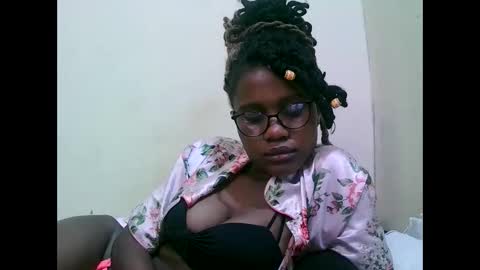 Snapshot of pretty_mellan chatting on 01-30-25, 08:11 pretty_mellan online show from 01-30-25, 08:11