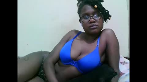 Snapshot of pretty_mellan chatting on 02-04-25, 09:49 pretty_mellan online show from 02-04-25, 09:49