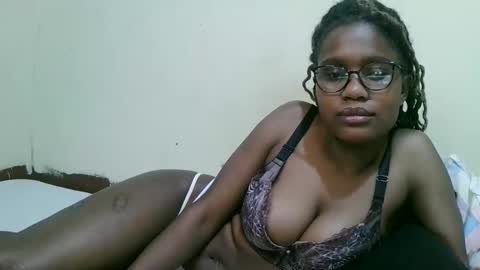 Snapshot of pretty_mellan chatting on 02-25-25, 09:57 pretty_mellan online show from 02-25-25, 09:57