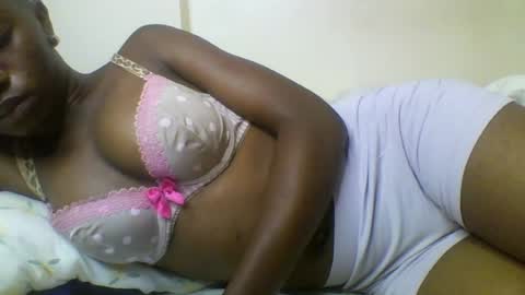 Snapshot of pretty_neemaa chatting on 07-23-26, 01:58 pretty_neemaa online show from 07-23-26, 01:58