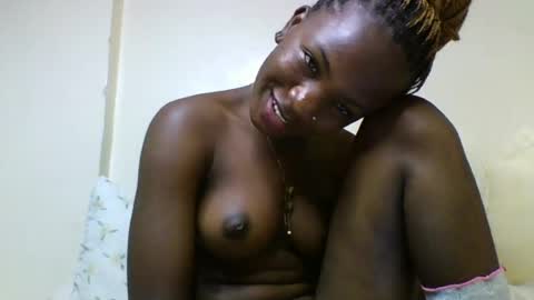 Snapshot of pretty_neemaa chatting on 07-25-26, 06:33 pretty_neemaa online show from 07-25-26, 06:33