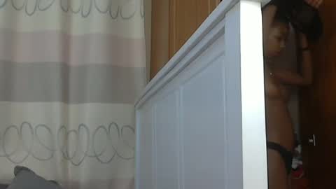 pretty_petite24 online show from 12-05-24, 10:33