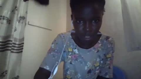 pretty_petite_ebony online show from 11-01-25, 05:31