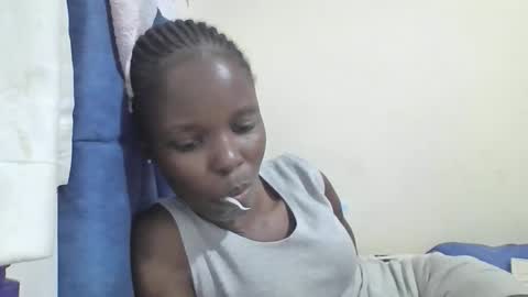 pretty_petite_ebony online show from 02-22-26, 11:47