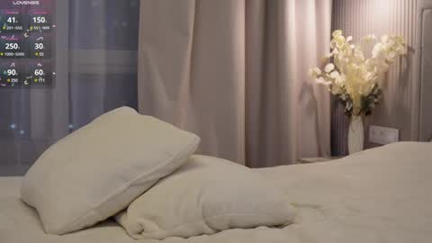 Snapshot of pretty_princess_elina chatting on 01-26-25, 03:47 Elina online show from 01-26-25, 03:47