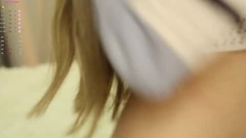 Snapshot of pretty_princess_elina chatting on 02-27-25, 10:42 Elina online show from 02-27-25, 10:42