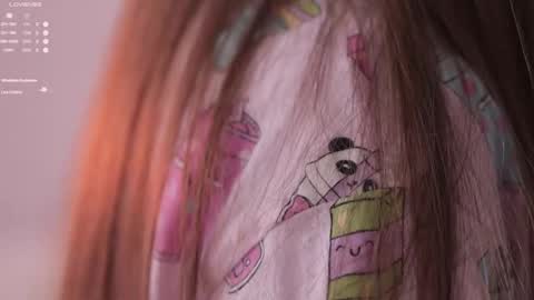 Snapshot of pretty_princess_elina chatting on 11-21-25, 09:41 Elina online show from 11-21-25, 09:41