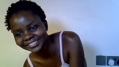 Snapshot of pretty_scooper chatting on 05-15-26, 09:38 pretty_scooper online show from 05-15-26, 09:38
