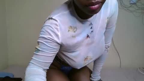 pretty_shila online show from 10-23-25, 06:17