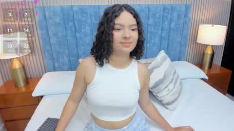Snapshot of pretty_sunlight_ chatting on 10-21-25, 01:50 Daisy Flower online show from 10-21-25, 01:50
