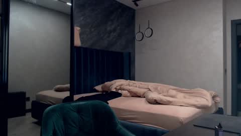 Justin online show from 01-14-25, 04:36