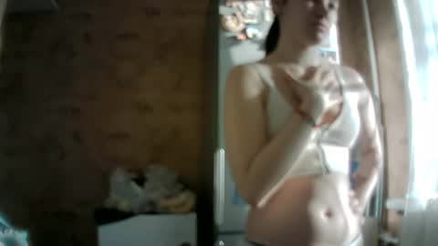 Bella online show from 03-19-26, 04:27