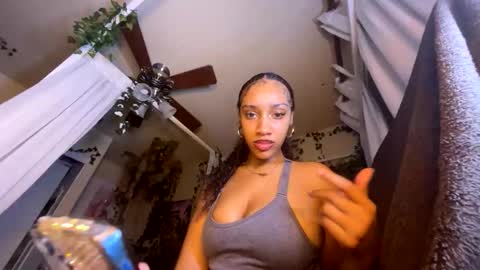 prettyblackgal online show from 12-17-25, 07:58