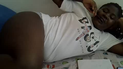 prettybooty1 online show from 11-03-25, 08:59