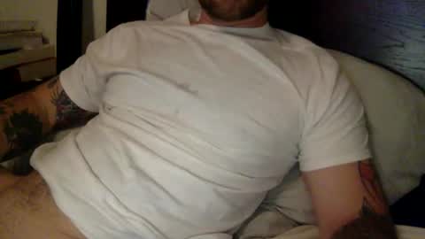 Snapshot of prettyboy8143 chatting on 01-10-26, 03:41 Pretty Boy online show from 01-10-26, 03:41