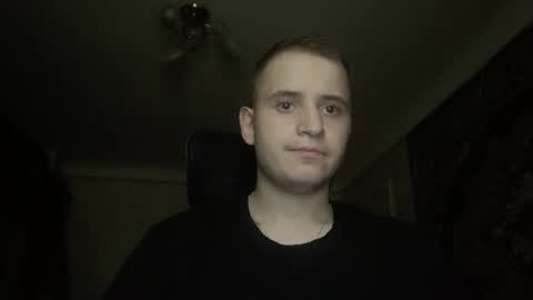 Snapshot of prettyboyhot01 chatting on 09-10-25, 01:44 prettyboyhot01 online show from 09-10-25, 01:44