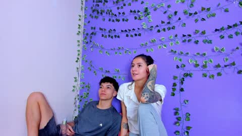 Snapshot of prettybunnies08 chatting on 02-06-25, 05:25 Enzo Denis online show from 02-06-25, 05:25