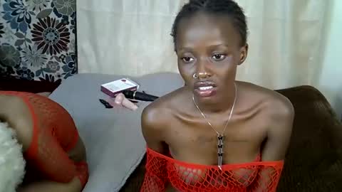 Snapshot of prettybunnny chatting on 11-17-25, 04:46 Bunny online show from 11-17-25, 04:46