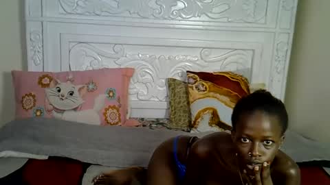 Snapshot of prettybunnny chatting on 01-13-26, 08:14 Bunny online show from 01-13-26, 08:14