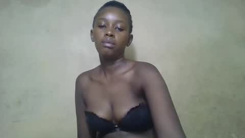 prettycarl_2 online show from 09-13-25, 02:44