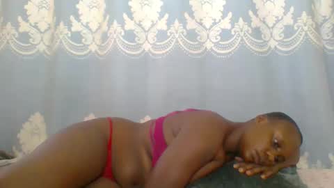 SHANIA online show from 05-12-26, 10:56