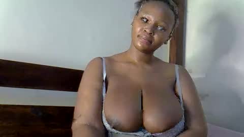 Snapshot of prettydey1 chatting on 05-18-26, 04:13 prettydey1 online show from 05-18-26, 04:13