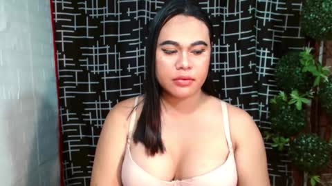 prettydiannara online show from 10-12-25, 11:20