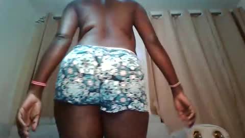 prettydulce online show from 09-18-25, 02:35