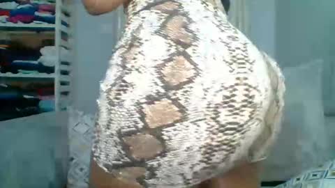 PrettyEla online show from 09-10-25, 12:43